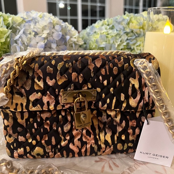 Kurt Geiger London ~ Leopard Print Velvet Mini Brixton Crossbody Bag - NWT - Picture 1 of 7